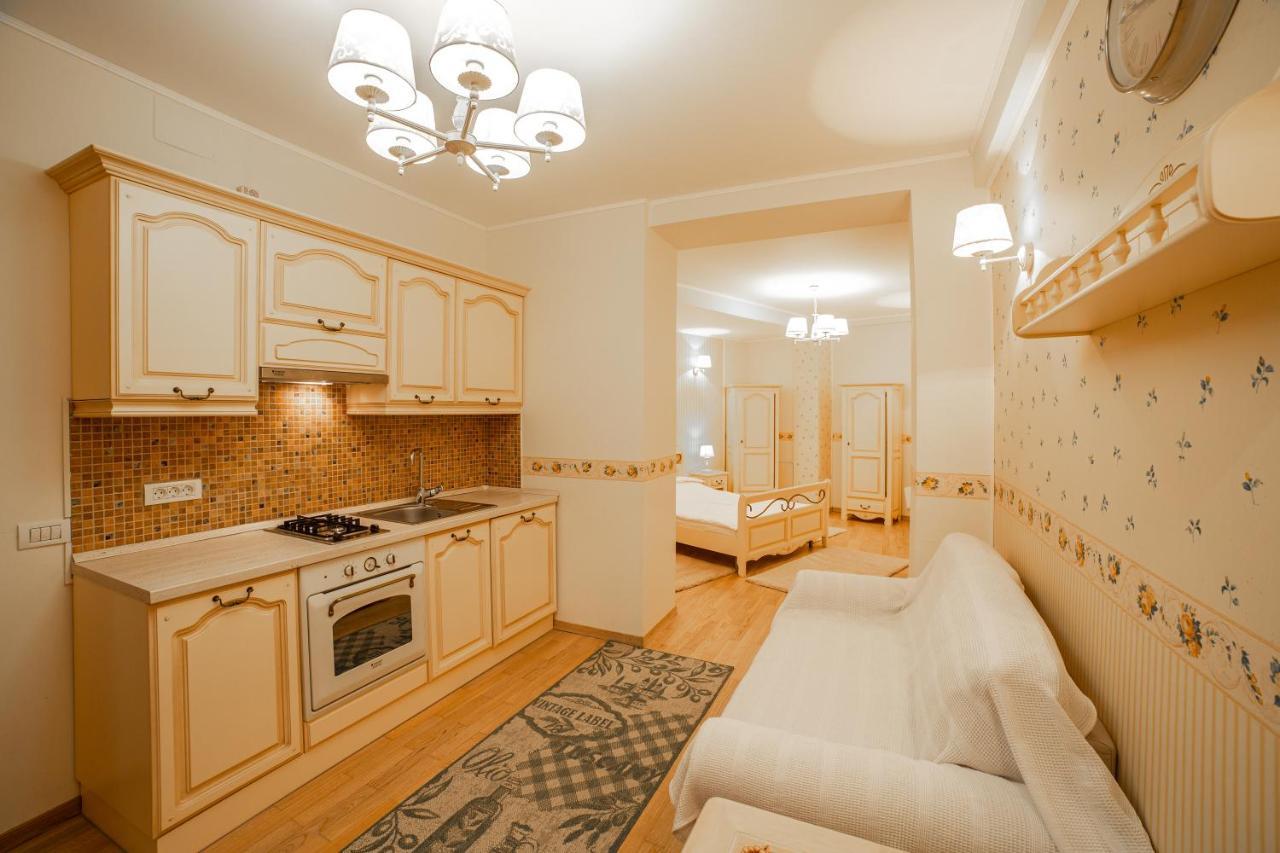 Hotel Imperial à Sinaia Extérieur photo